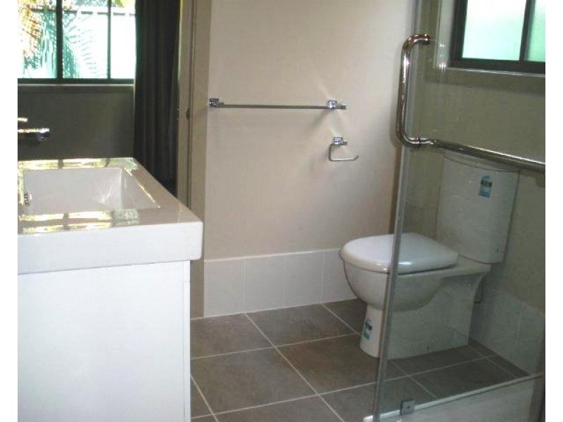 73 A and B Arthur Street, Blackwater QLD 4717