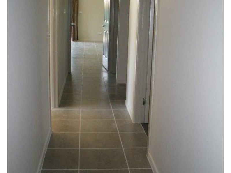 73 A and B Arthur Street, Blackwater QLD 4717