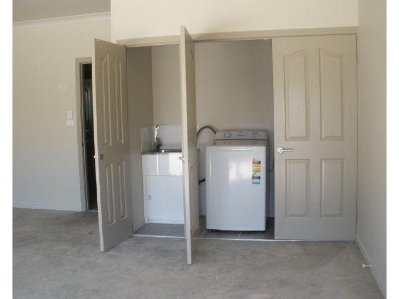 73 A and B Arthur Street, Blackwater QLD 4717