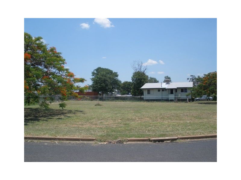20 Bendee Crescent, Blackwater QLD 4717