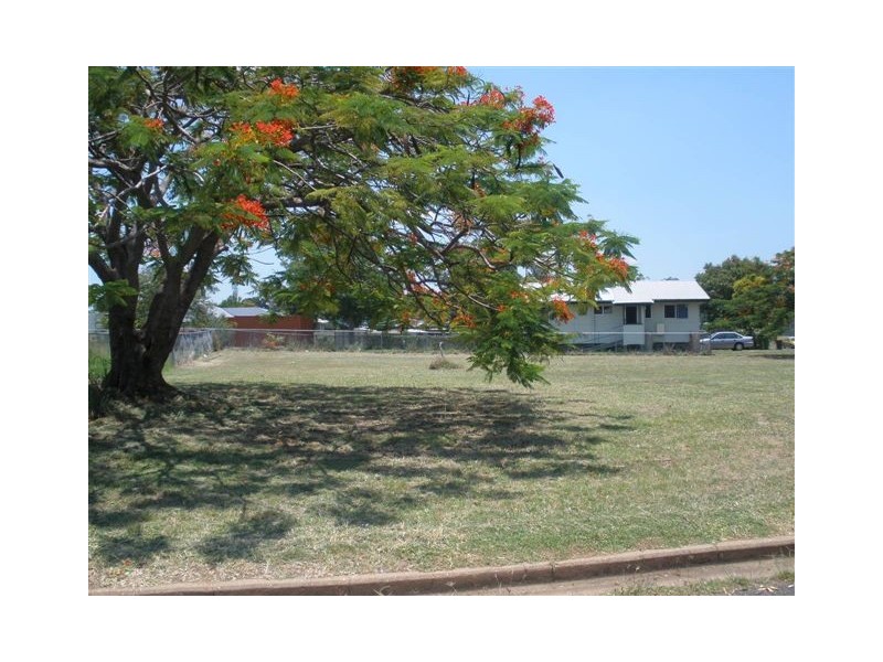 20 Bendee Crescent, Blackwater QLD 4717