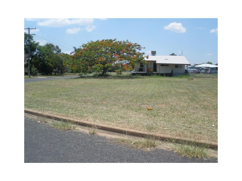 20 Bendee Crescent, Blackwater QLD 4717
