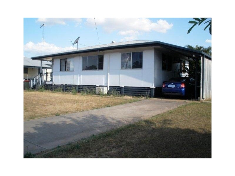 1 Cedar Street, Blackwater QLD 4717