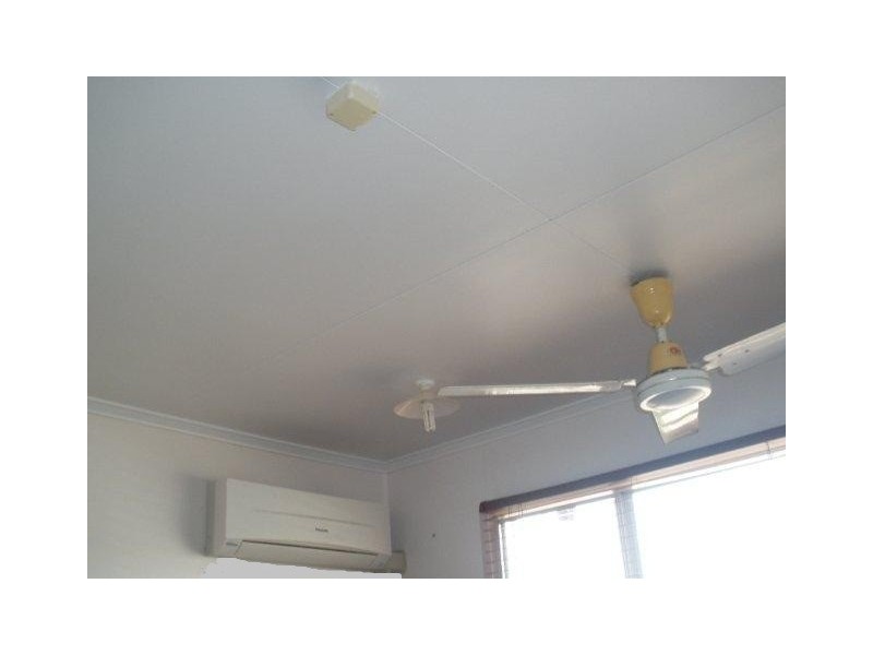 1 Cedar Street, Blackwater QLD 4717