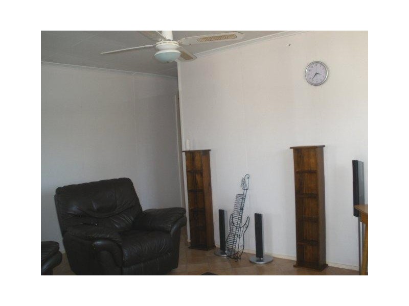 1 Cedar Street, Blackwater QLD 4717