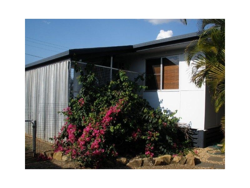 1 Cedar Street, Blackwater QLD 4717