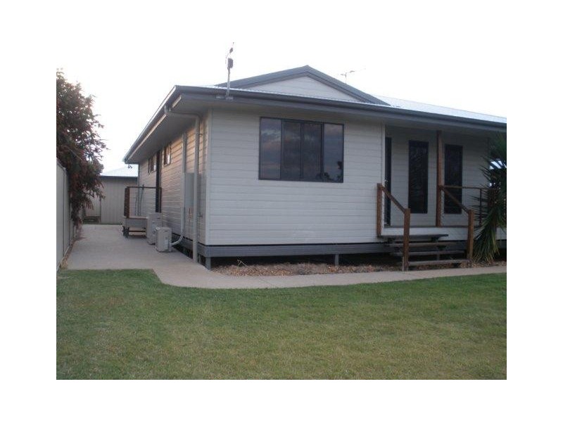 14 Pandanus Street, Blackwater QLD 4717