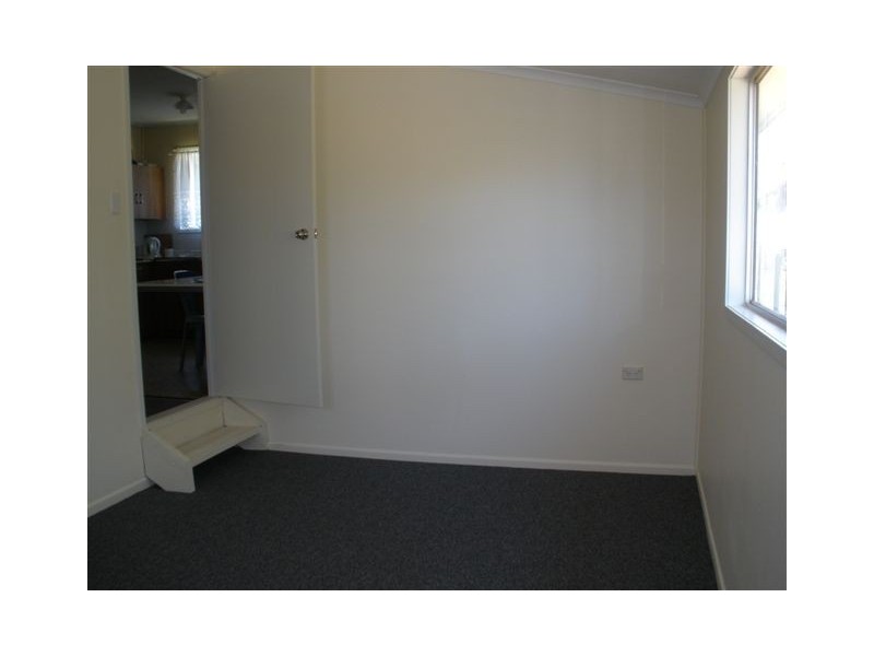 1 Umbrella Street, Blackwater QLD 4717