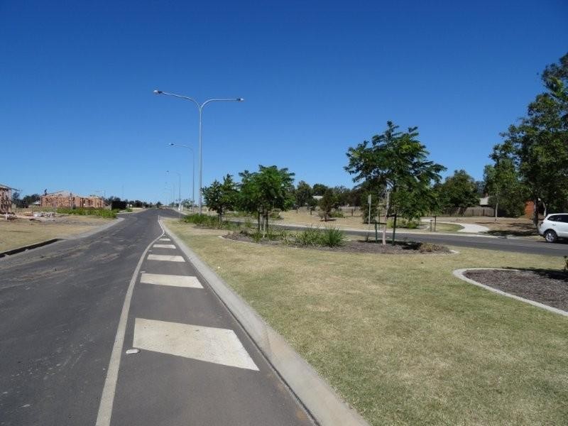 Blue Ridge Bauman Way, Blackwater QLD 4717
