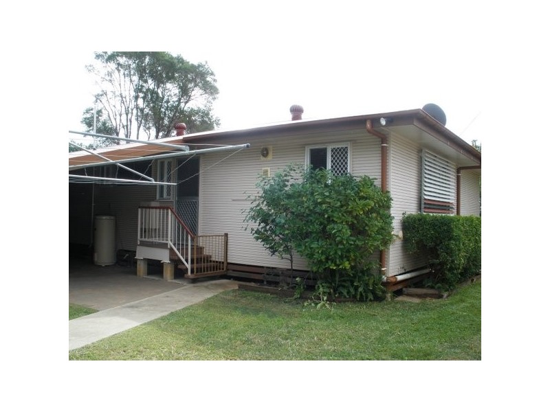 22 Seeman Street, Blackwater QLD 4717