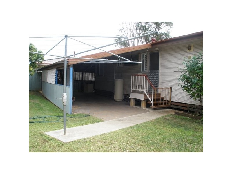 22 Seeman Street, Blackwater QLD 4717