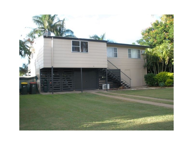 32 Bremner Street, Blackwater QLD 4717