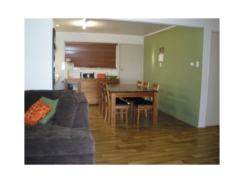 32 Bremner Street, Blackwater QLD 4717