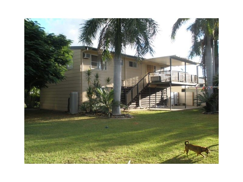 32 Bremner Street, Blackwater QLD 4717