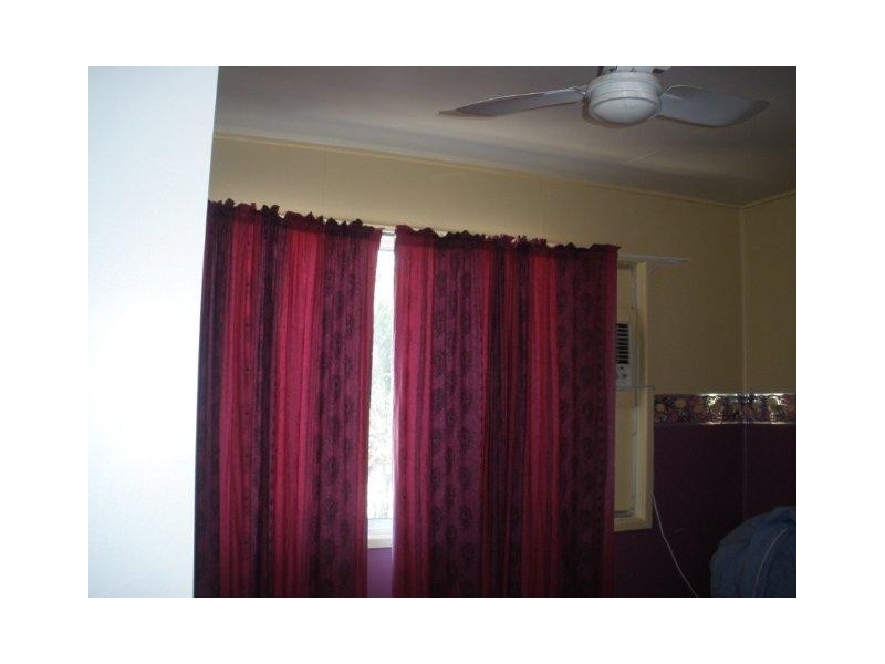 30 Birt Street, Blackwater QLD 4717