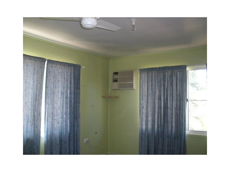 30 Birt Street, Blackwater QLD 4717