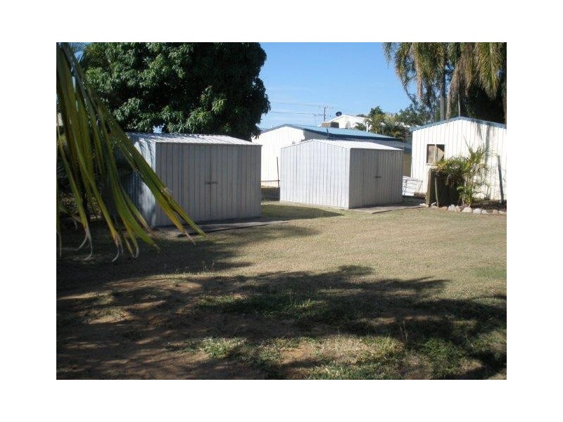 30 Birt Street, Blackwater QLD 4717