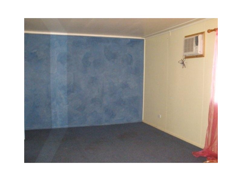 30 Birt Street, Blackwater QLD 4717