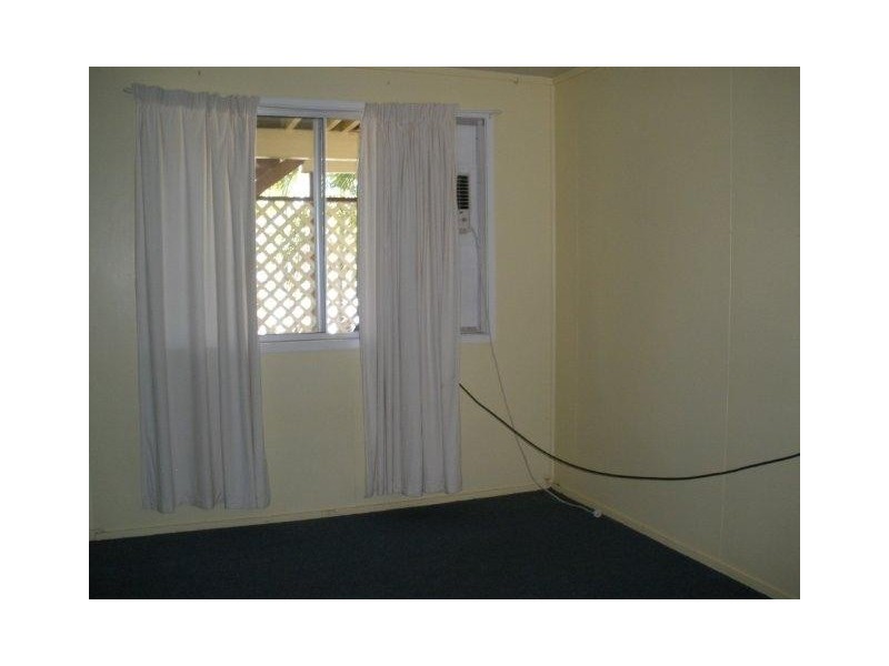 30 Birt Street, Blackwater QLD 4717