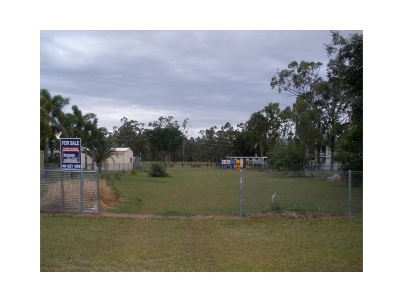 34 Cairns Street, Dingo QLD 4702