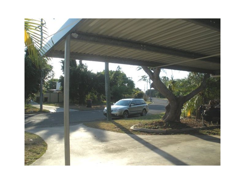 36 Bremner Street, Blackwater QLD 4717