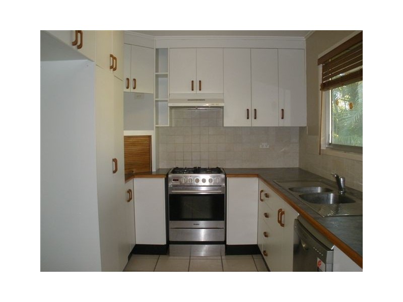 36 Bremner Street, Blackwater QLD 4717