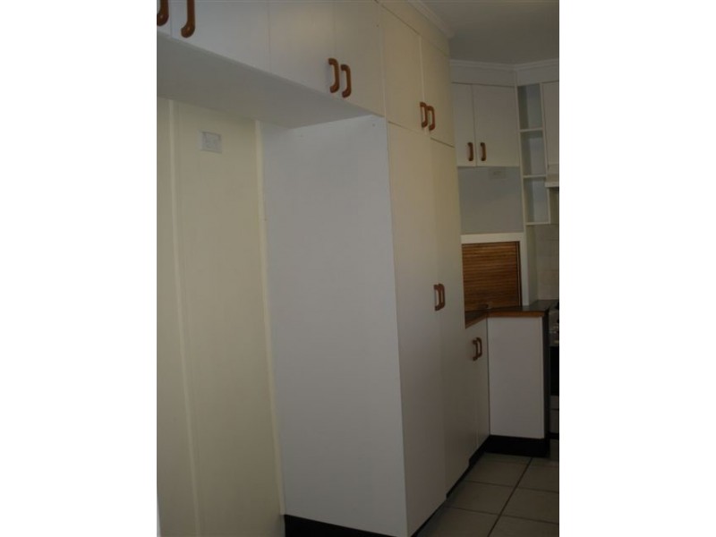 36 Bremner Street, Blackwater QLD 4717