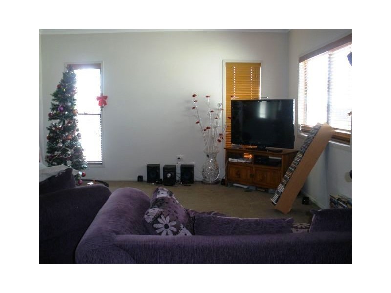 2 Cherry Street, Blackwater QLD 4717