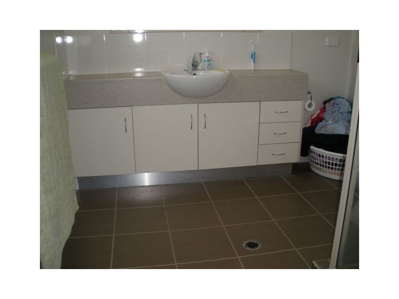 2 Cherry Street, Blackwater QLD 4717