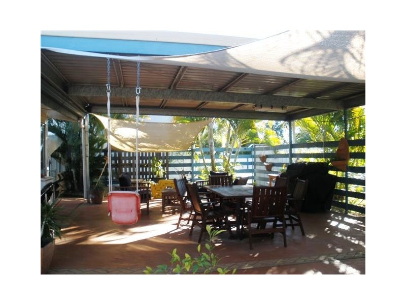 35 Stower St, Blackwater QLD 4717