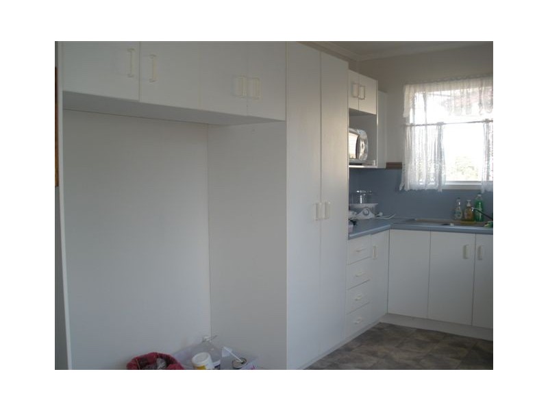 13 Wattle Street, Blackwater QLD 4717