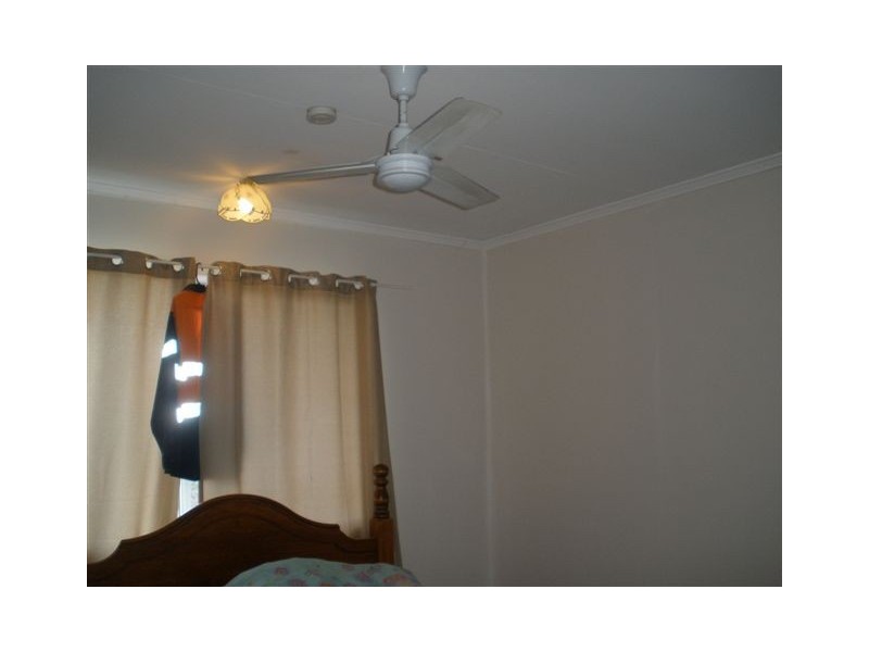 13 Wattle Street, Blackwater QLD 4717