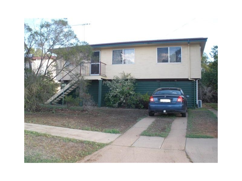 13 Wattle Street, Blackwater QLD 4717