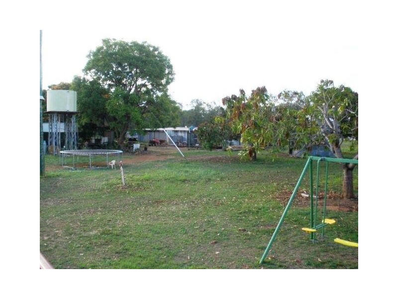 18 Lutzow Road, Duaringa QLD 4712