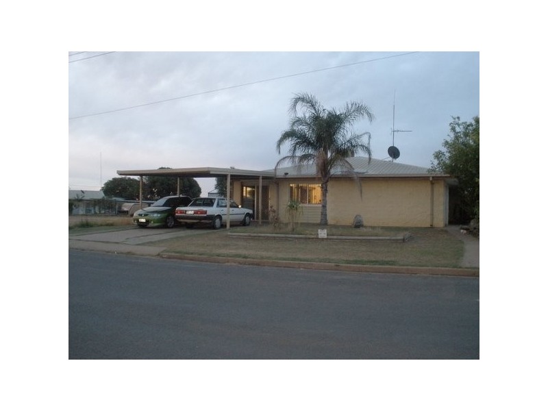 18 Wilga Street, Blackwater QLD 4717