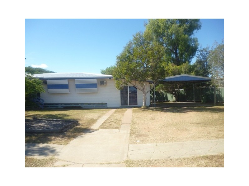 2 Yeates Avenue, Blackwater QLD 4717