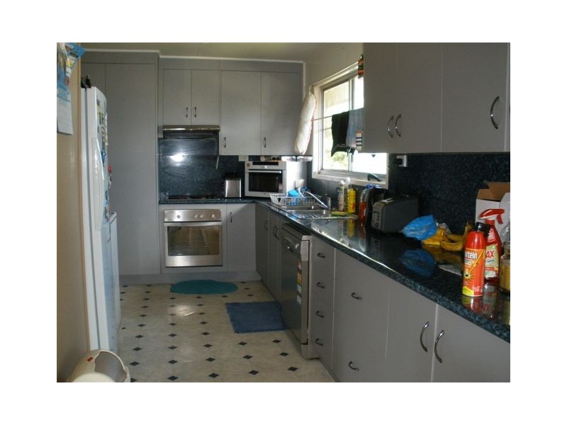 15 Lawless Street, Blackwater QLD 4717