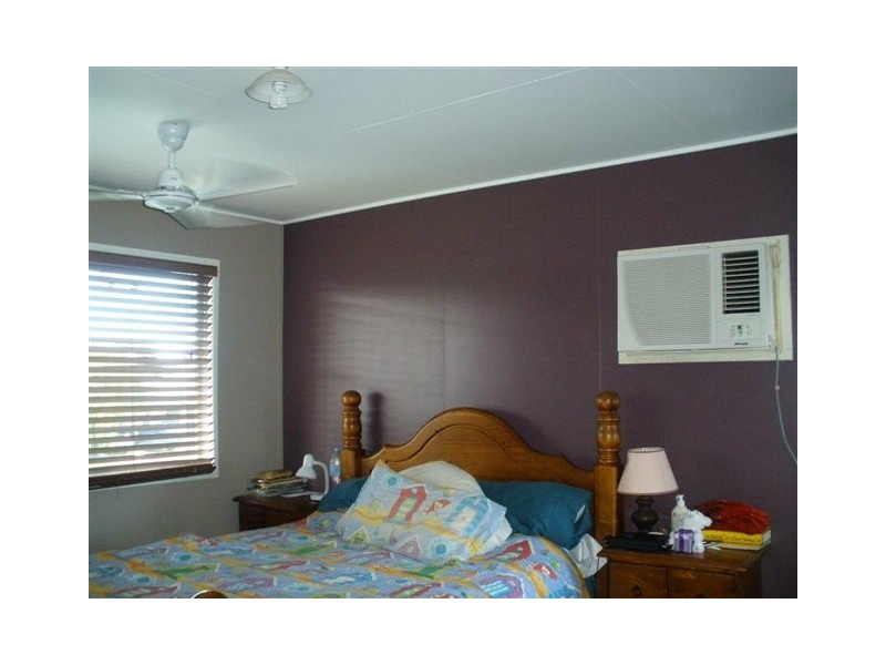 15 Lawless Street, Blackwater QLD 4717