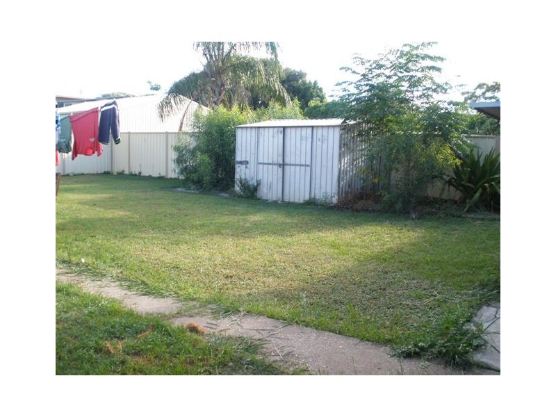 15 Lawless Street, Blackwater QLD 4717