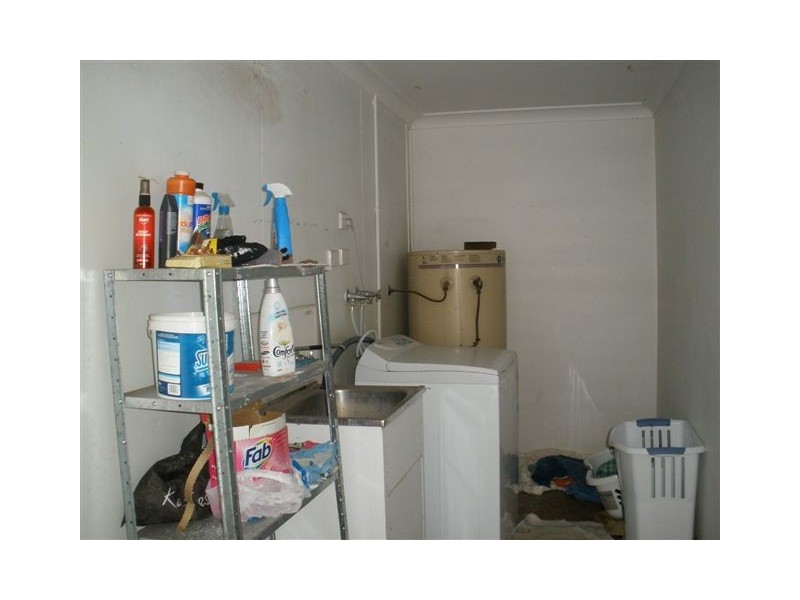 15 Lawless Street, Blackwater QLD 4717