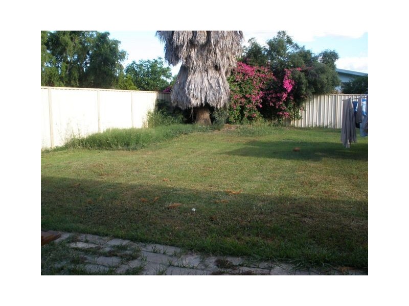 15 Lawless Street, Blackwater QLD 4717