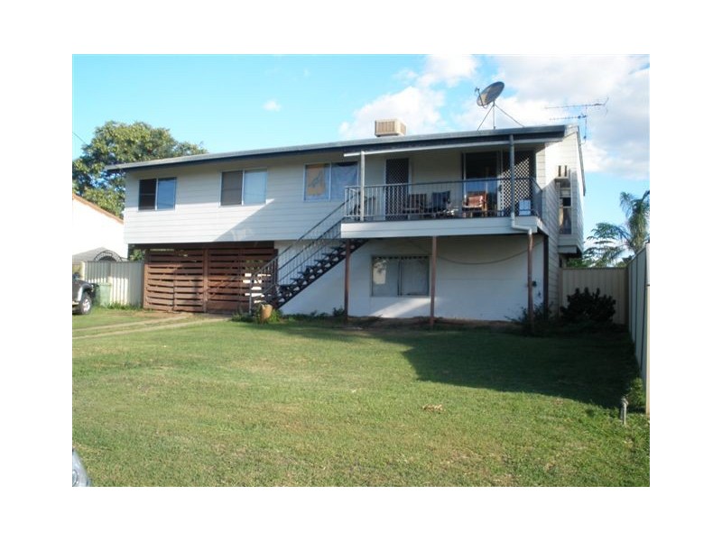 15 Lawless Street, Blackwater QLD 4717