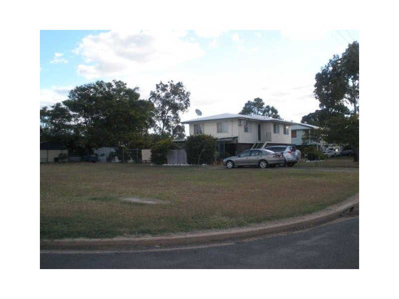 23 Gum Street, Blackwater QLD 4717