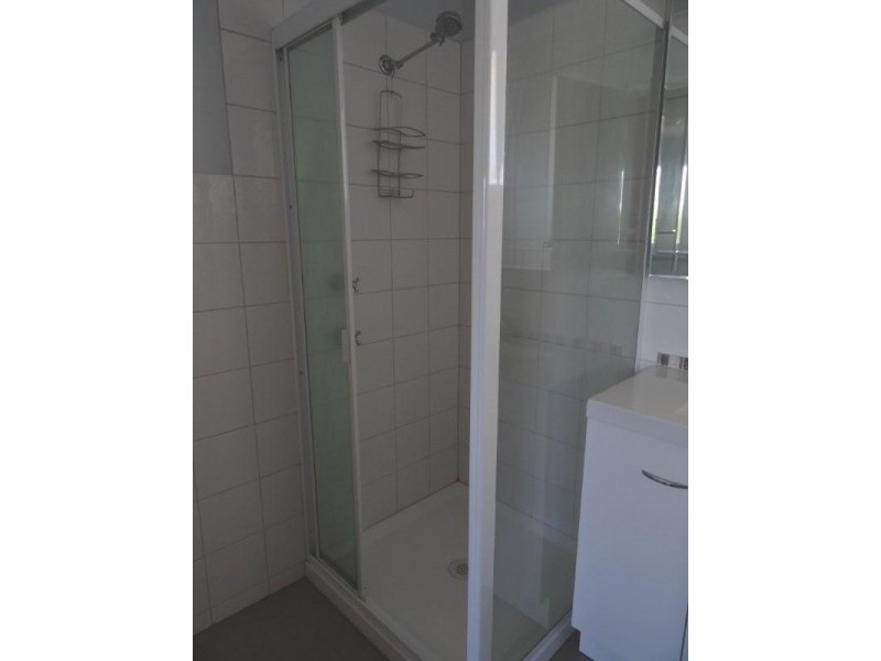 2 Monger Street, Blackwater QLD 4717