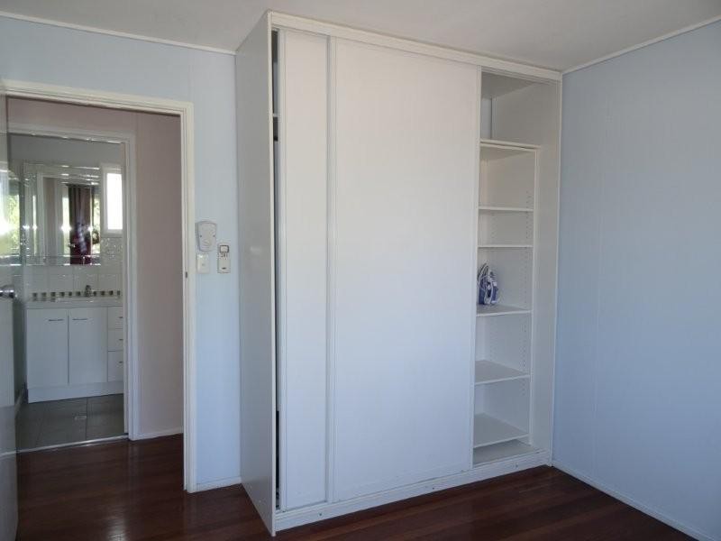 2 Monger Street, Blackwater QLD 4717