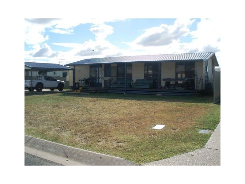 7 Summer Red Court, Blackwater QLD 4717