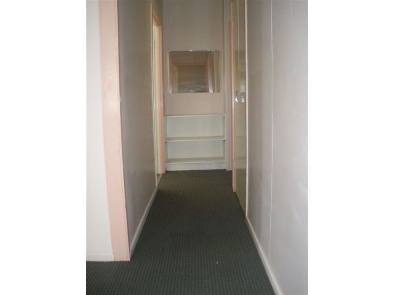 37 Stower Street, Blackwater QLD 4717