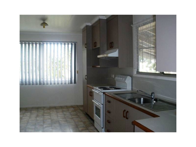 2 Ironbark Street, Blackwater QLD 4717