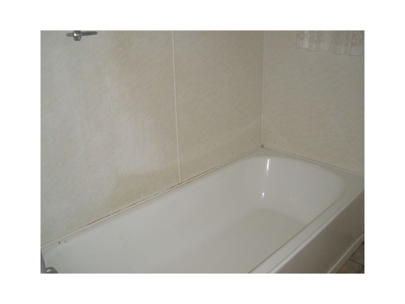 2 Ironbark Street, Blackwater QLD 4717