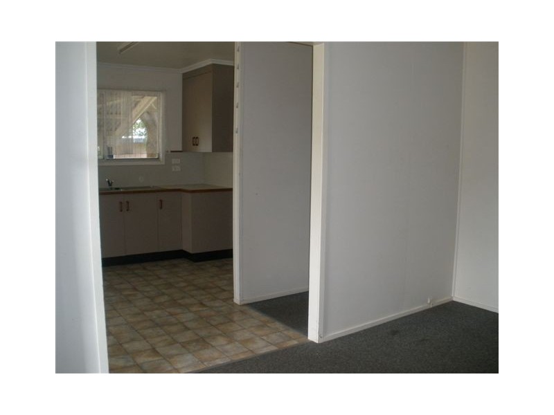 2 Ironbark Street, Blackwater QLD 4717